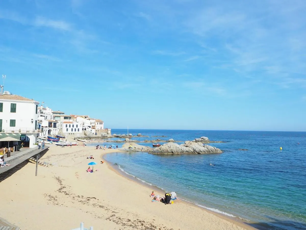 Apartament Gran Amb Vistes Al Mar, Piscina I Parquing Calella De Palafrugell 0*,  Spain