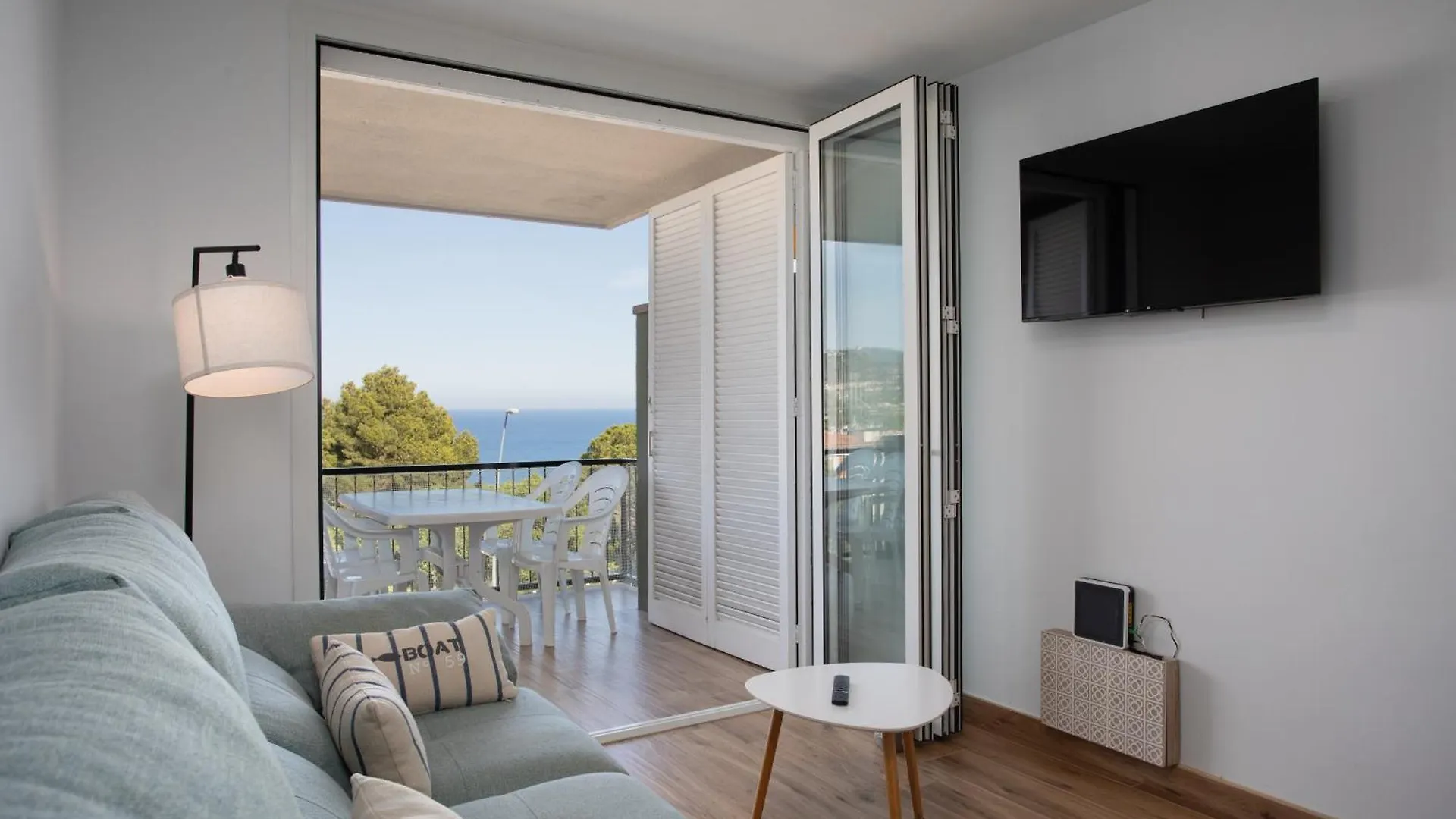 Apartament Gran Amb Vistes Al Mar, Piscina I Parquing 卡莱利亚德帕拉弗鲁赫尔 公寓